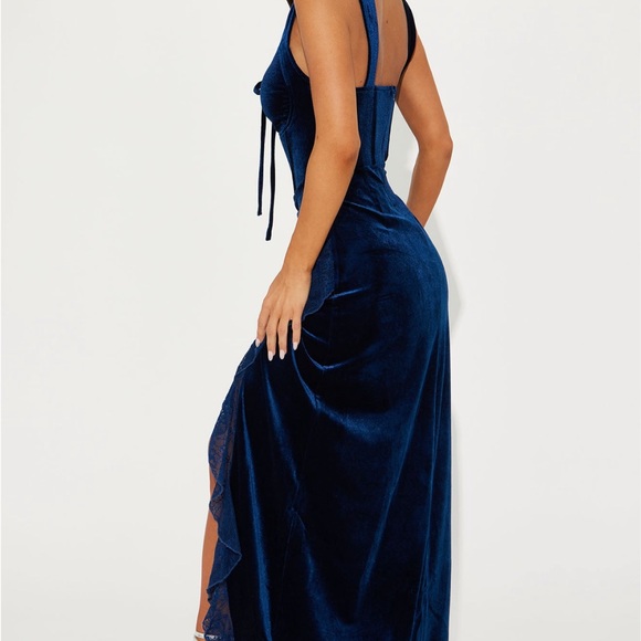 Elegant Velvet Blue Dress - Picture 2 of 2
